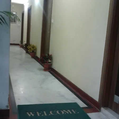 Basil Inn Home Stay Walking Distance From Taj Mahal Agra Agra  Exterior photo
