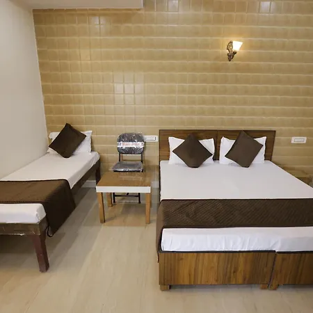 Basil Inn Home Stay Walking Distance From Taj Mahal Agra Agra  Exterior photo
